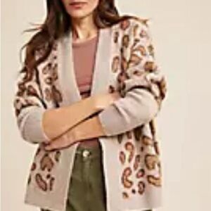 Plus sized Leopard Cropped Cardigan Sand Castle Combo, Size XL